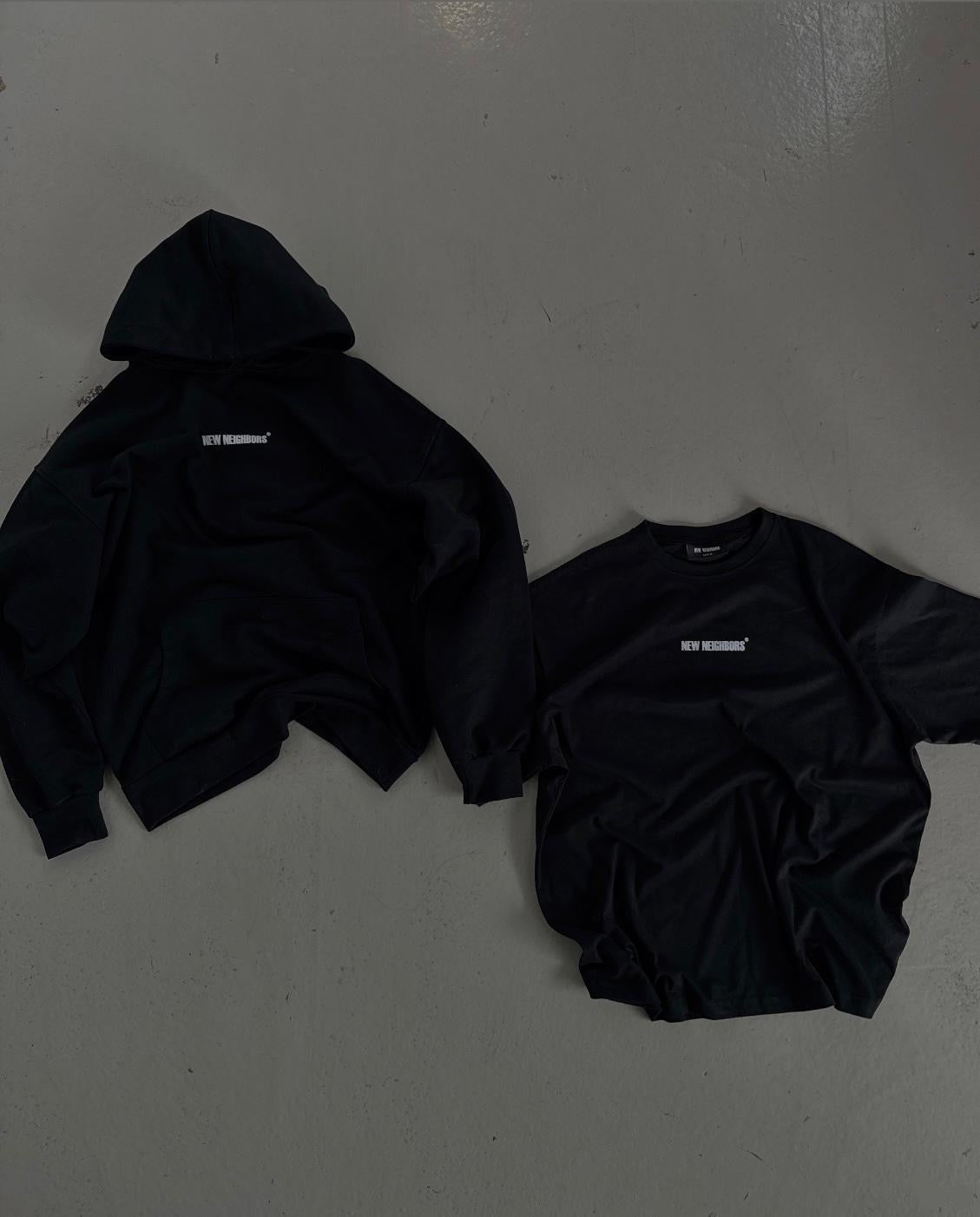 HOODIE BLACK